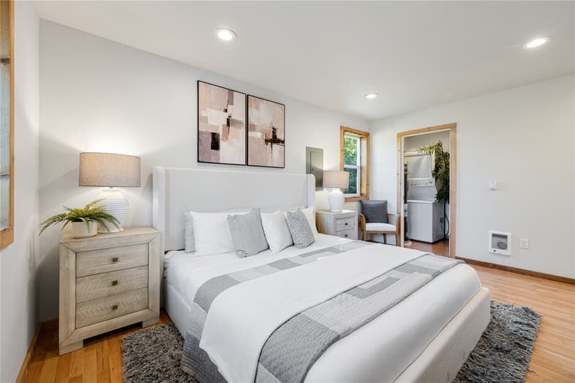 Property photo for 9920 28th Avenue SW, Seattle photo 24