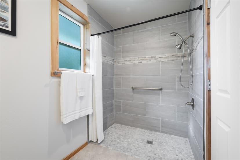 Property photo for 9920 28th Avenue SW, Seattle photo 25