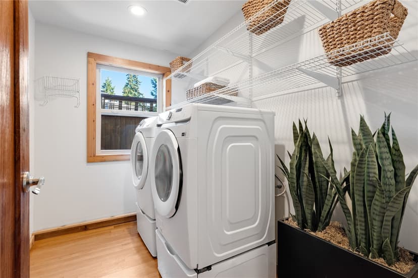 Property photo for 9920 28th Avenue SW, Seattle photo 18