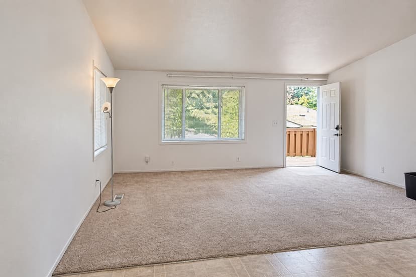 Property photo for 13239 166th Avenue SE, Renton photo 9