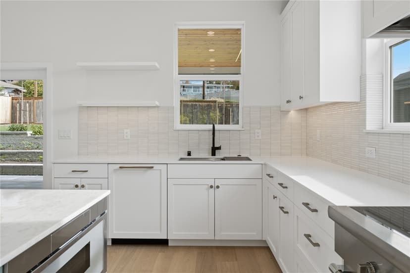 Property photo for 20130 23rd Avenue NW, Shoreline photo 14