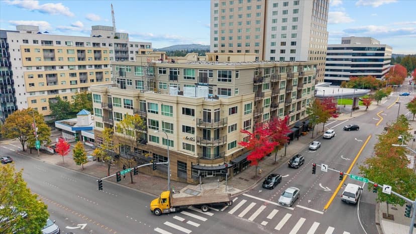 Property photo for 300 110th Avenue NE #207, Bellevue photo 3