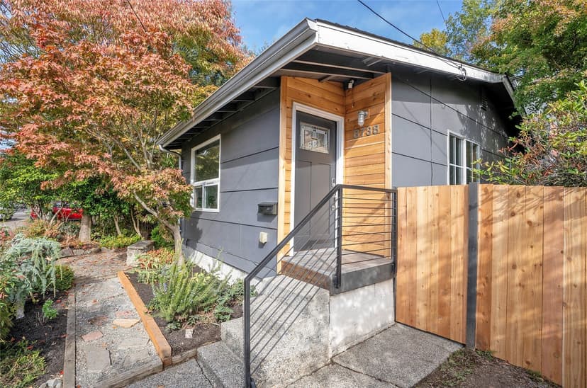 Property photo for 8738 Hamlet Avenue S, Seattle photo 2
