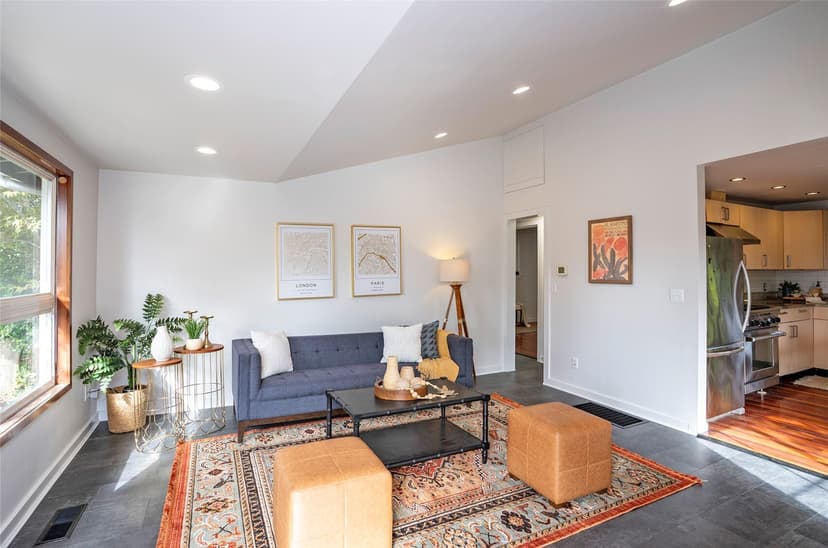 Property photo for 8738 Hamlet Avenue S, Seattle photo 4
