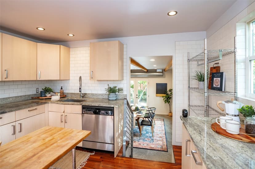 Property photo for 8738 Hamlet Avenue S, Seattle photo 11