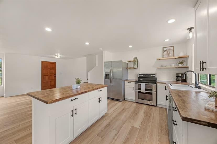 Property photo for 6910 278th Street NE, Arlington photo 6