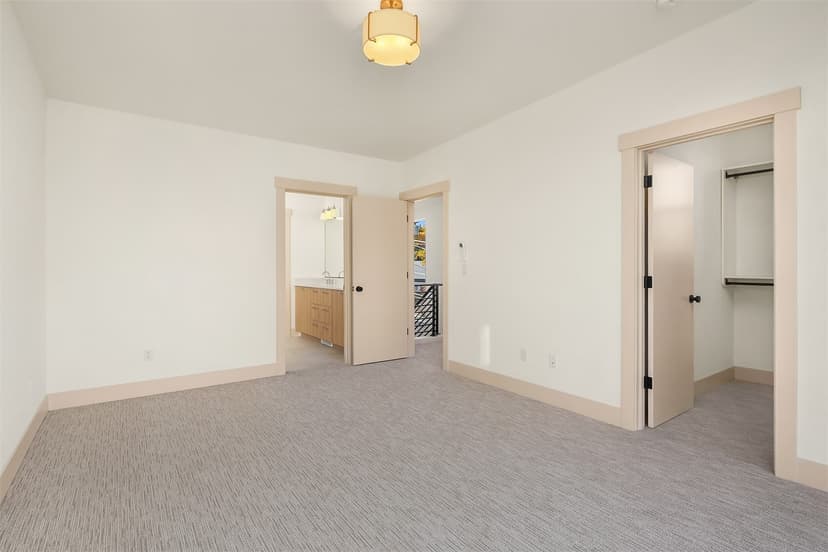 Property photo for 3003 S Dakota Street, Seattle photo 15