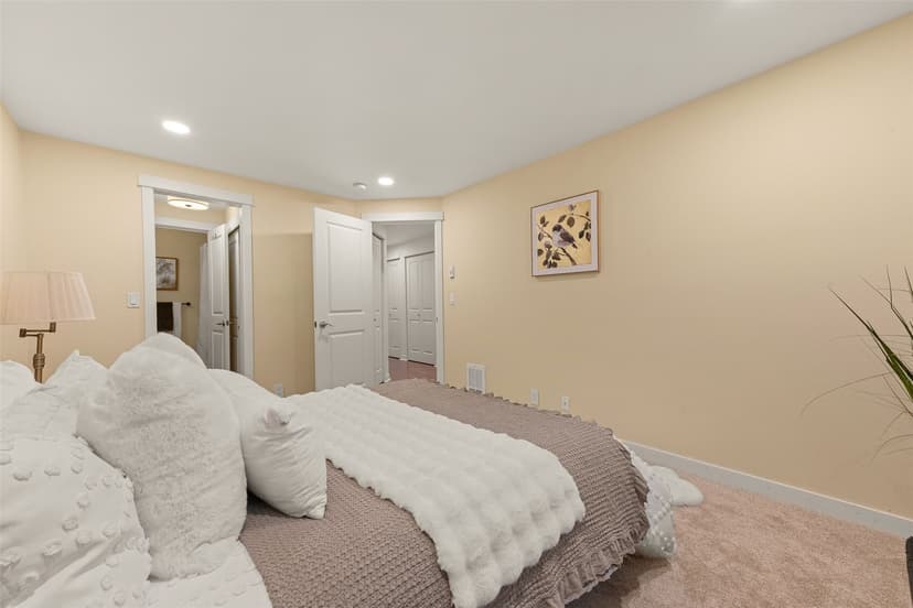 Property photo for 3018 128th Avenue SE #12, Bellevue photo 18