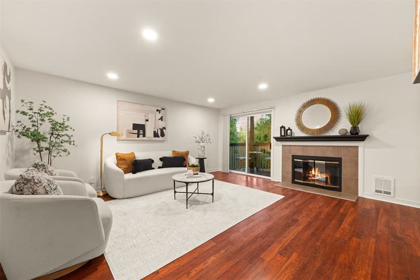 Property photo for 3018 128th Avenue SE #12, Bellevue photo 4