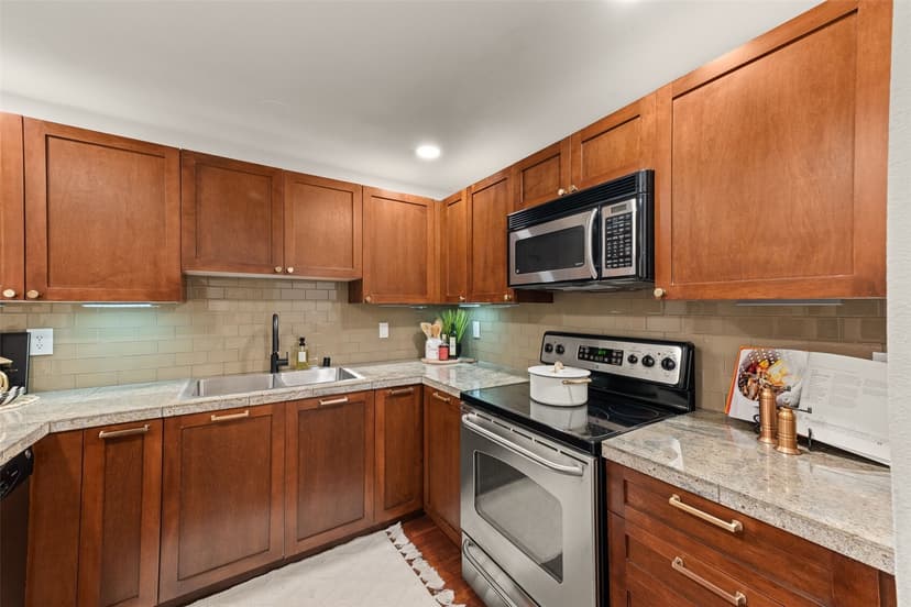 Property photo for 3018 128th Avenue SE #12, Bellevue photo 13