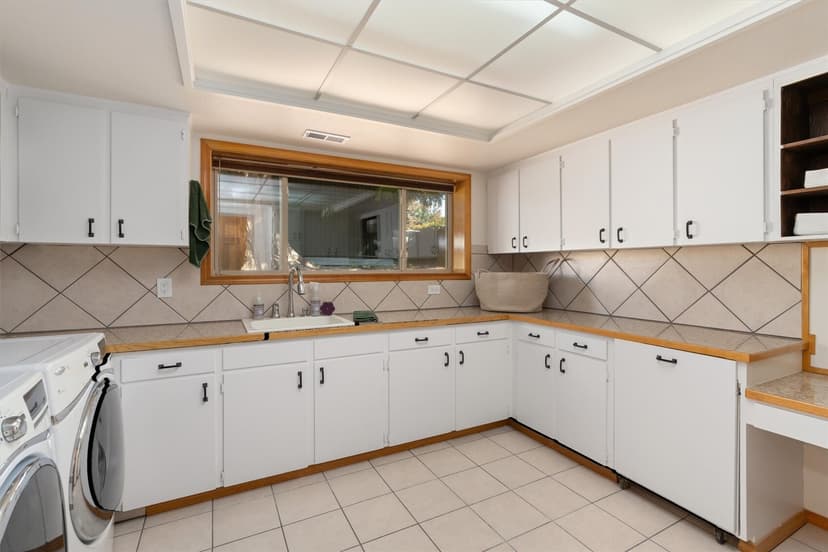 Property photo for 15010 SE 46th Way, Bellevue photo 24