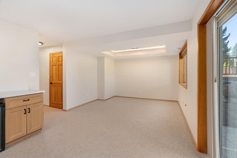 Property photo for 15010 SE 46th Way, Bellevue photo 28