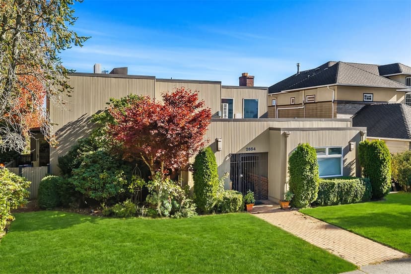Property photo for 2654 39th Avenue W, Seattle photo 6