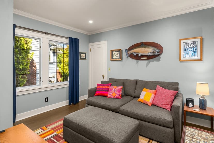Property photo for 7963 Seward Park Avenue S, Seattle photo 17