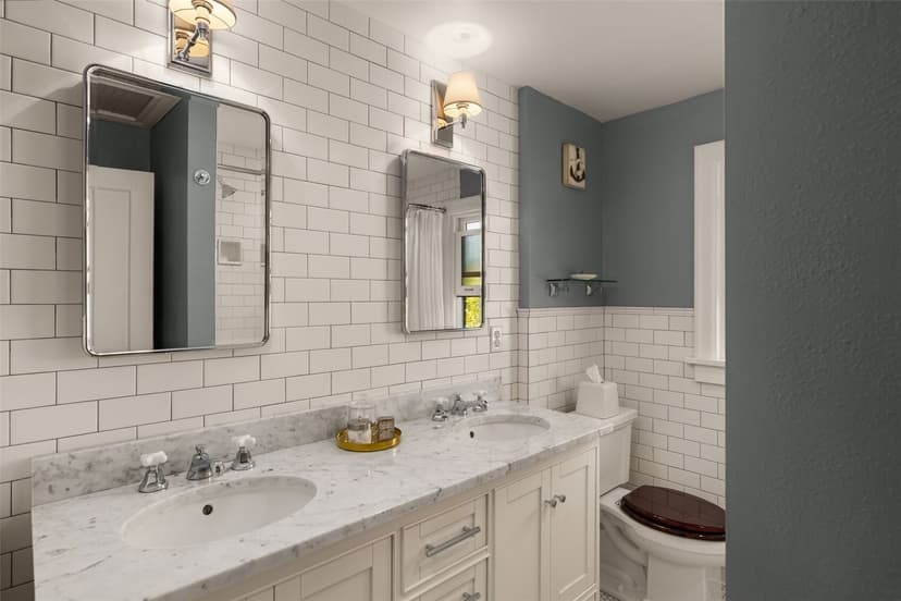 Property photo for 7963 Seward Park Avenue S, Seattle photo 27