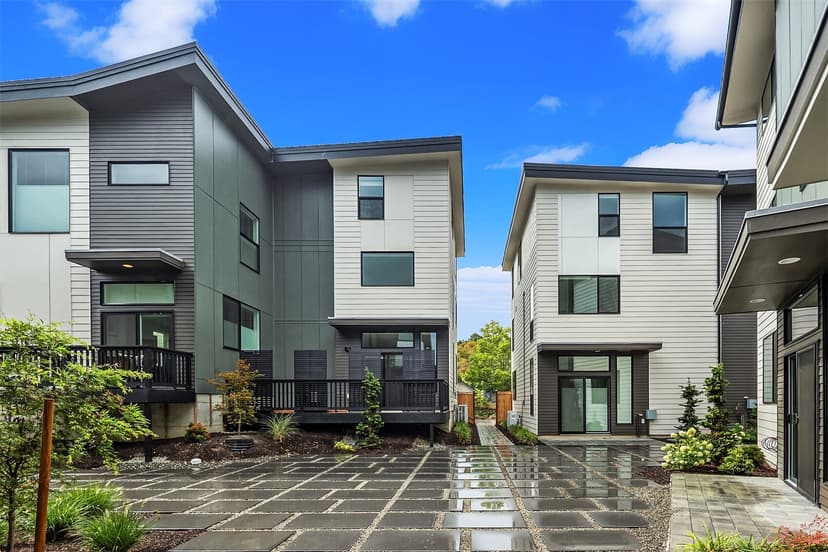 Property photo for 4106 30th Avenue S, Seattle photo 27