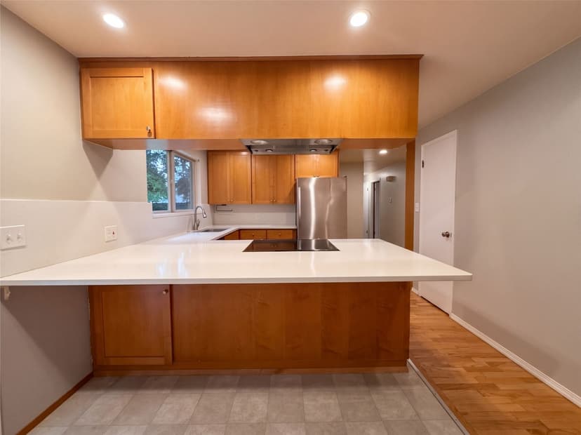 Property photo for 10401 130th Street, Kirkland photo 6