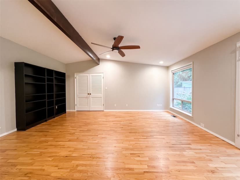 Property photo for 10401 130th Street, Kirkland photo 12