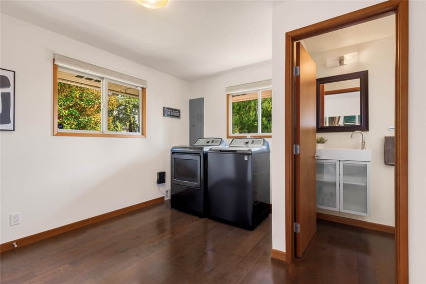 Property photo for 11704 Palatine Avenue N, Seattle photo 14