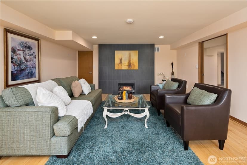 Property photo for 11704 Palatine Avenue N, Seattle photo 30