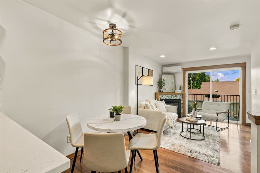 Property photo for 9243 35th Ave SW #B, Seattle photo 9