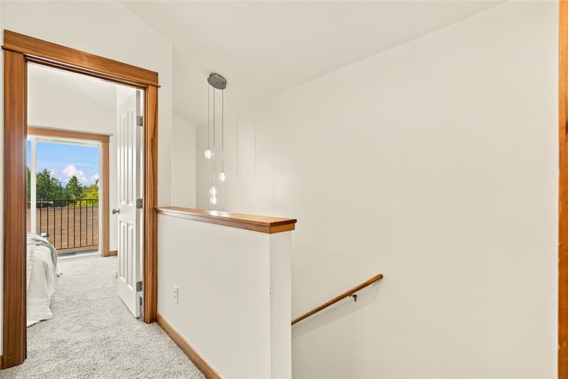 Property photo for 9243 35th Ave SW #B, Seattle photo 17