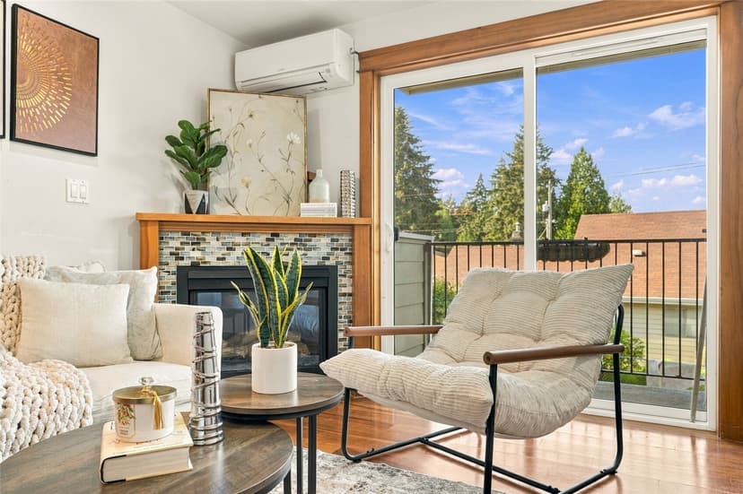 Property photo for 9243 35th Ave SW #B, Seattle photo 8
