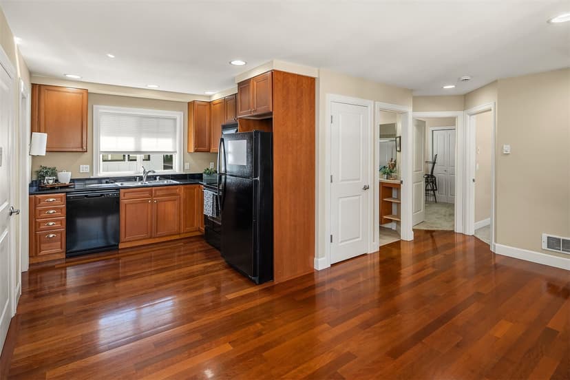 Property photo for 605 11th Avenue, Kirkland photo 24