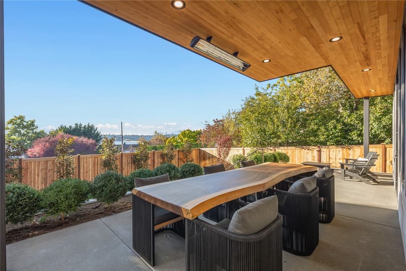 Property photo for 2733 62nd Avenue SE, Mercer Island photo 12