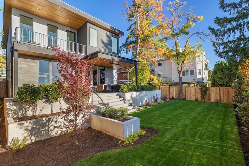 Property photo for 2733 62nd Avenue SE, Mercer Island photo 37