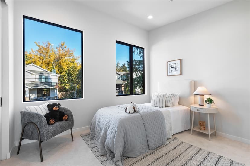 Property photo for 2733 62nd Avenue SE, Mercer Island photo 23