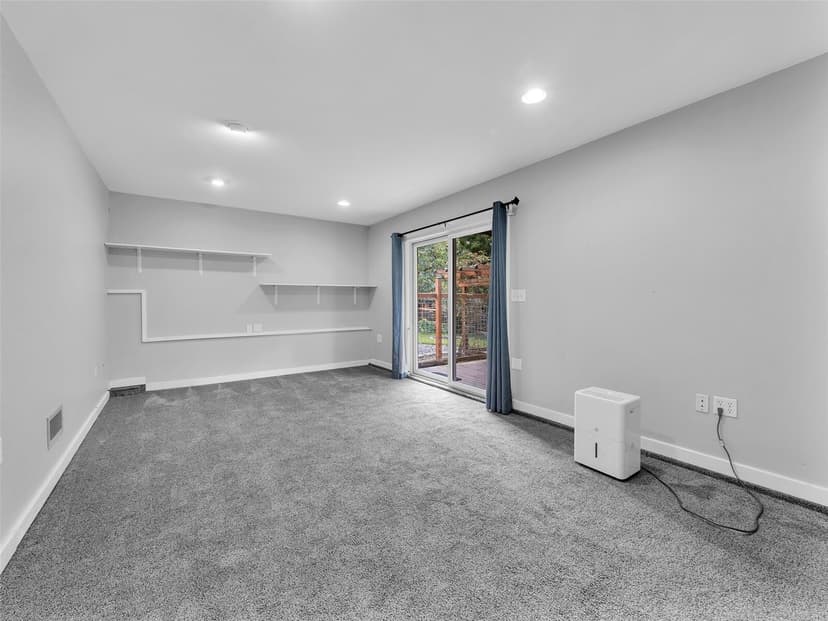 Property photo for 8618 74th Drive NE, Marysville photo 26