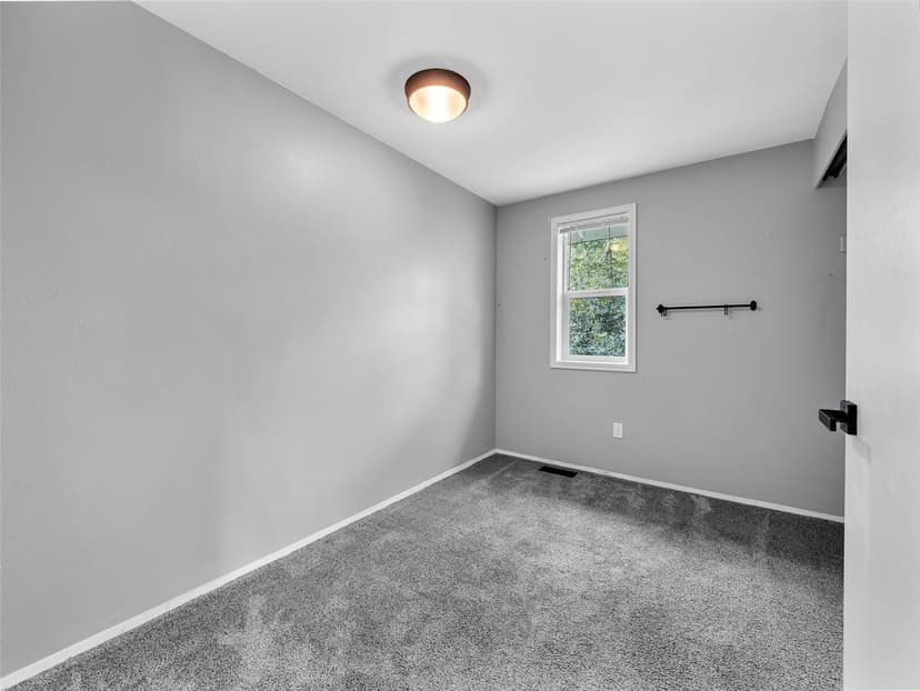 Property photo for 8618 74th Drive NE, Marysville photo 16