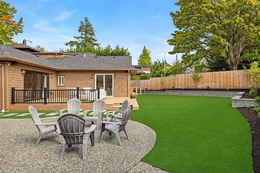 Property photo for 701 20th Avenue W, Kirkland photo 32