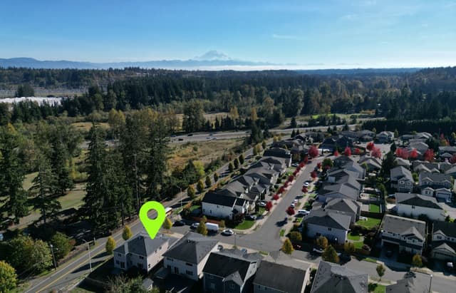Property photo for 15530 SE 277th Place, Kent
