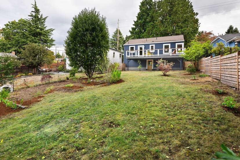 Property photo for 9219 5th Avenue NE, Seattle photo 24