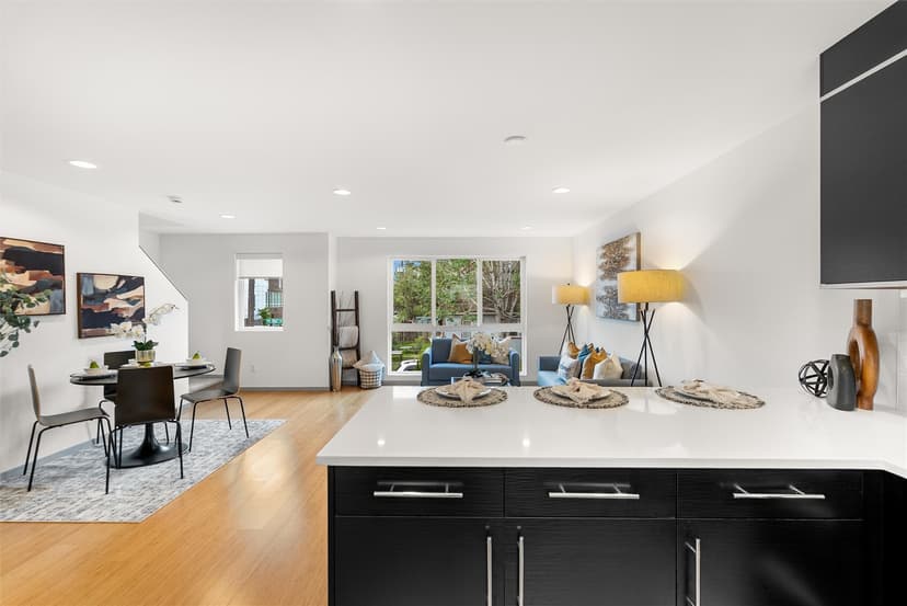 Property photo for 2301 NE 86th Street, Seattle photo 16