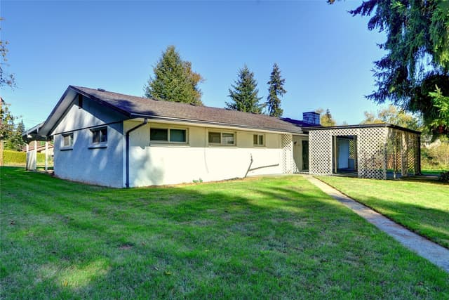 Property photo for 5616 132nd Street NE, Marysville photo 2