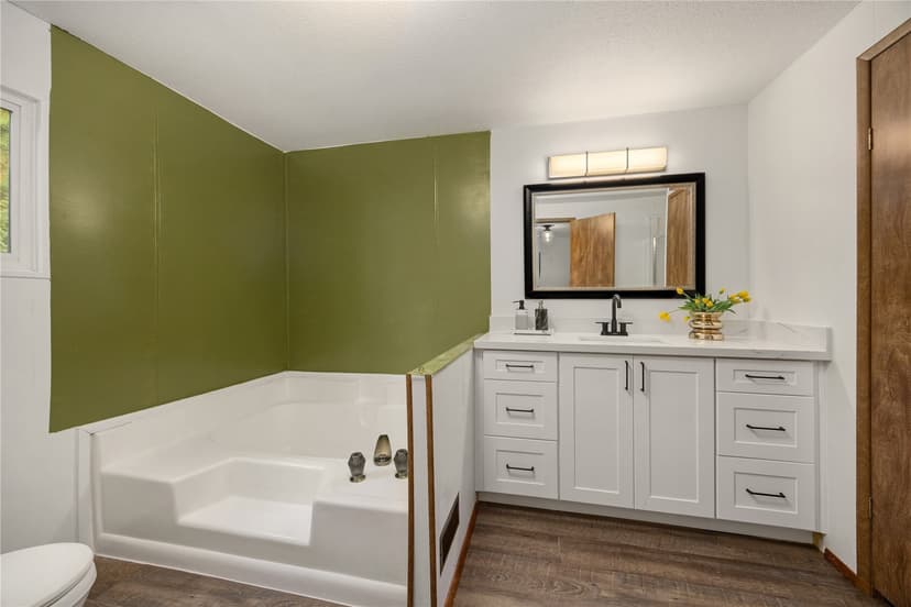 Property photo for 25003 SE 133rd Way, Issaquah photo 13