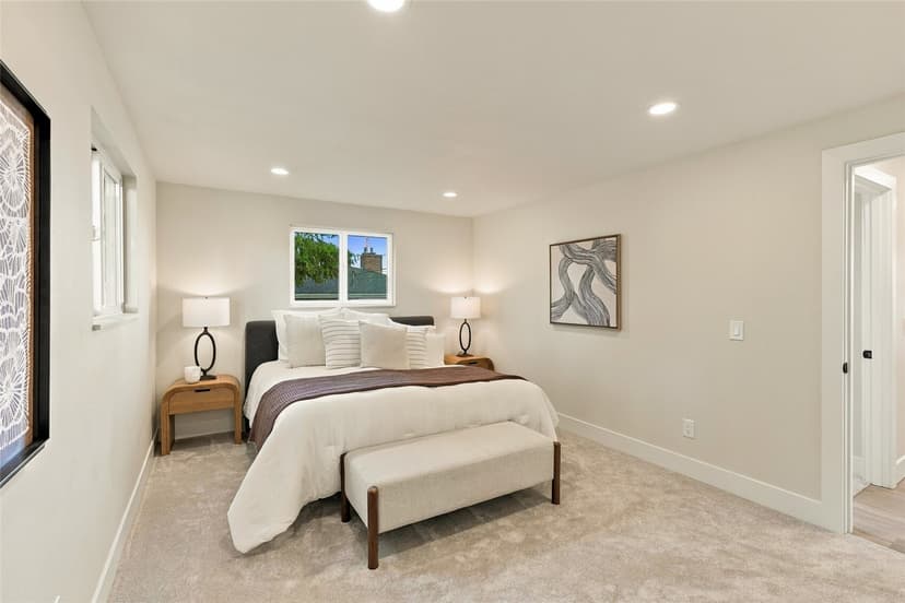 Property photo for 17028 Larch Way, Lynnwood photo 15