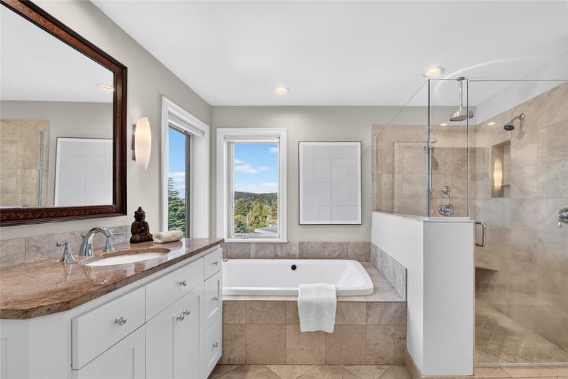 Property photo for 9326 46th Avenue SW, Seattle photo 34