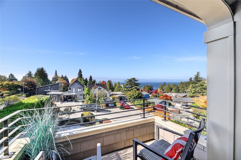 Property photo for 9326 46th Avenue SW, Seattle photo 5