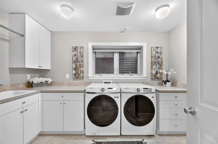 Property photo for 9326 46th Avenue SW, Seattle photo 12