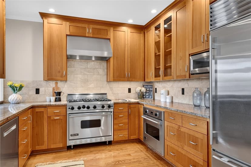 Property photo for 9326 46th Avenue SW, Seattle photo 18