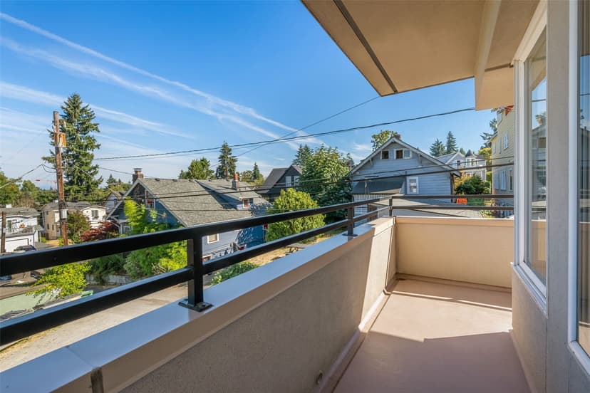 Property photo for 225 NE 65th Street #406, Seattle photo 13
