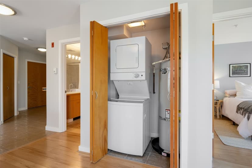 Property photo for 225 NE 65th Street #406, Seattle photo 17