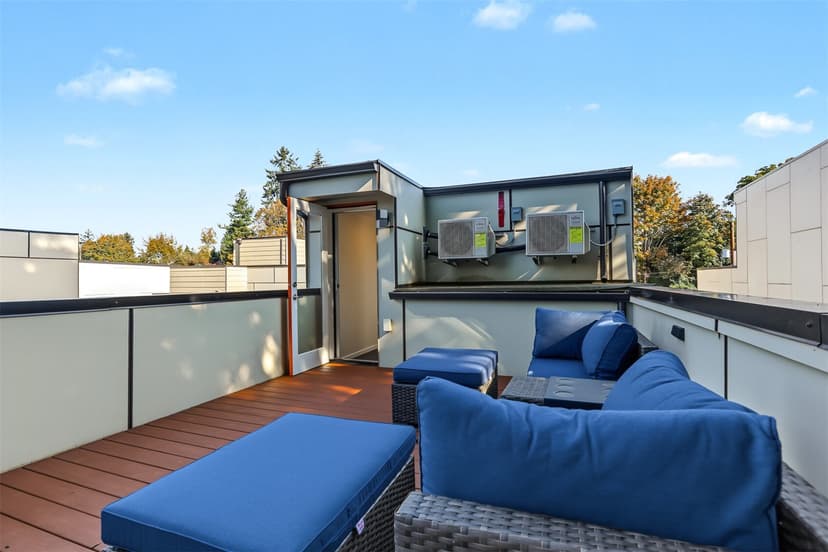 Property photo for 2331 48th Avenue SW #B, Seattle photo 30