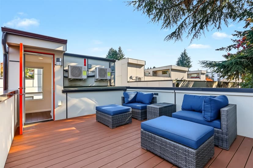 Property photo for 2331 48th Avenue SW #B, Seattle photo 29