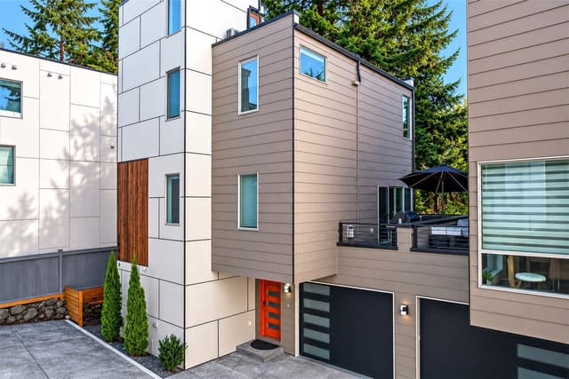 Property photo for 2331 48th Avenue SW #B, Seattle photo 2