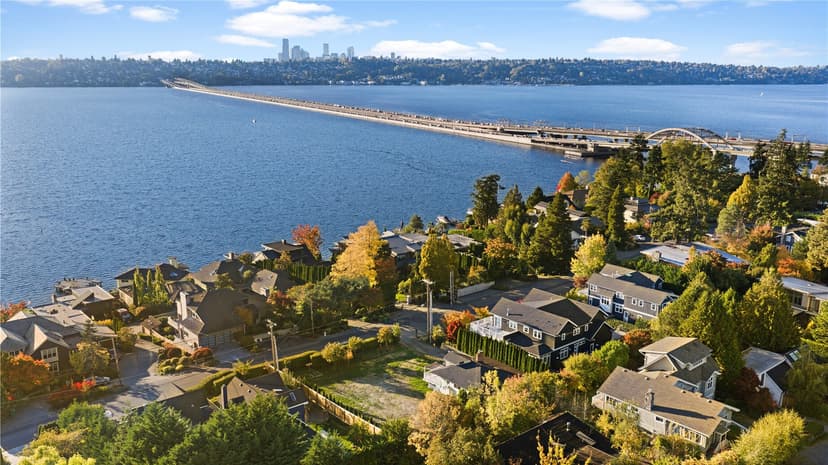 Property photo for 2728 60th Avenue SE, Mercer Island photo 6